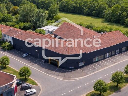 Local commercial à vendre 1 696 000 € 2 380 m² de surface de vente Veyrières Albi 81000