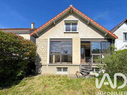 Maison à vendre 479 900 € 7 pièces 6 chambres 130 m² 379 m² de terrain Les Graviers Massy 91300
