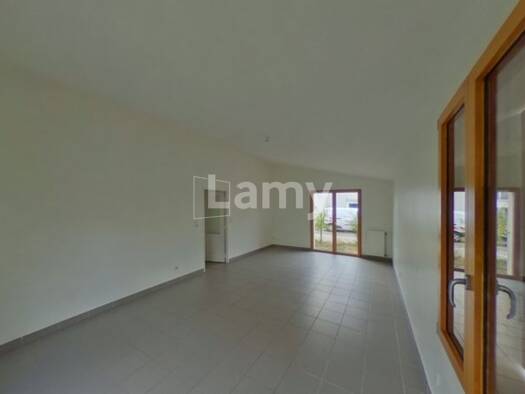 Maison à louer 972 € 5 pièces 4 chambres 123,3 m² 285,2 m² de terrain Saint Amatre Auxerre 89000