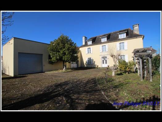 Maison à vendre 265 000 € 6 pièces 3 chambres 199 m² 1 475 m² de terrain Bénéjacq 64800