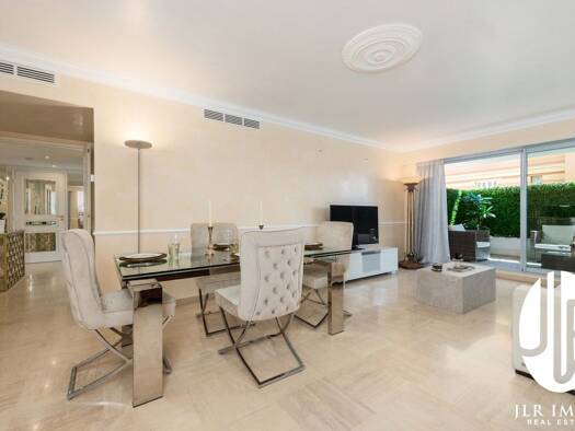 Appartement à louer - Neuf 4 000 € 3 pièces 2 chambres 86 m² Étage 4/7 Moneghetti Est Beausoleil 06240