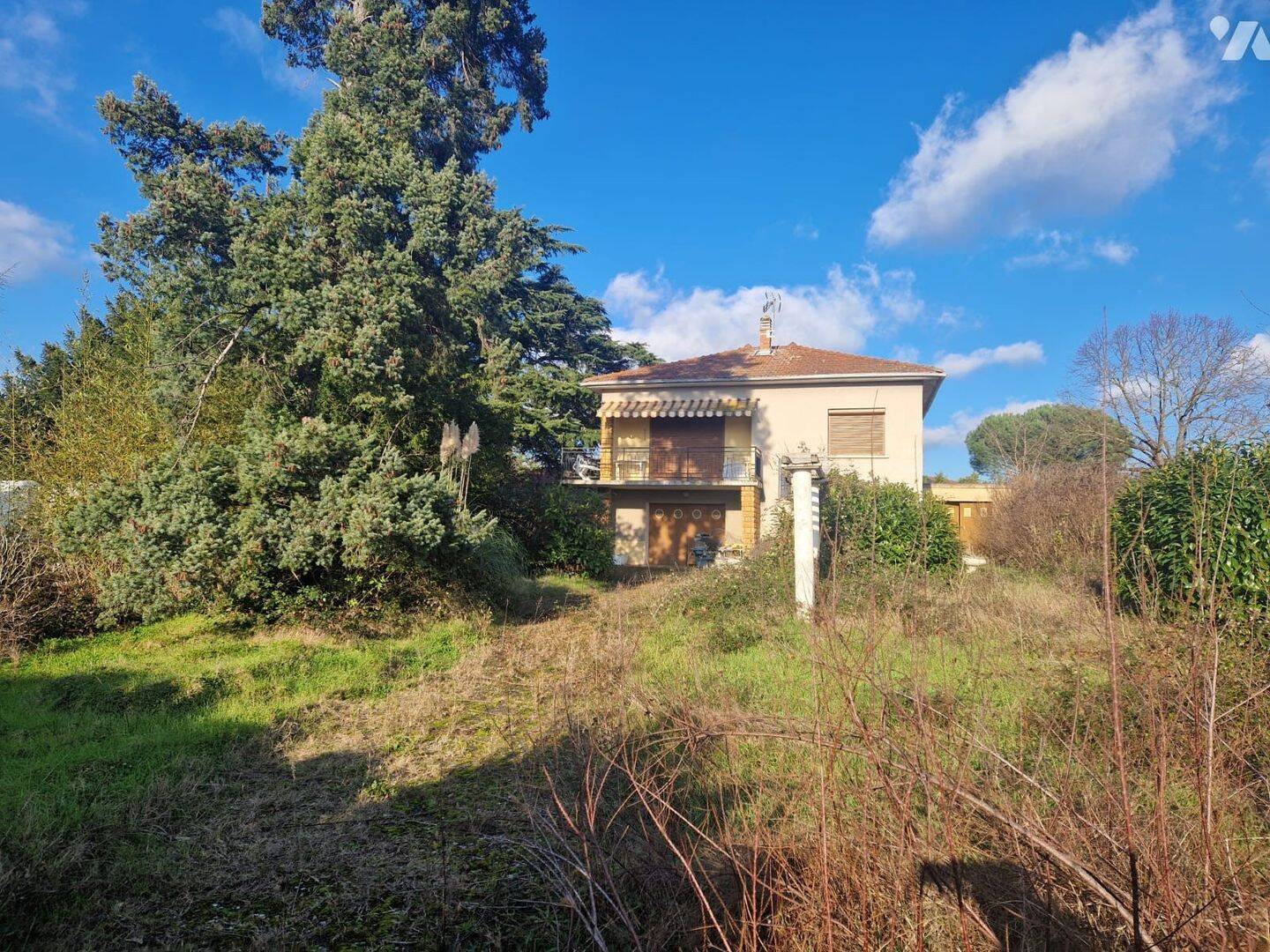 Maison à vendre, 0m², SAINT GENIS LES OLLIERES