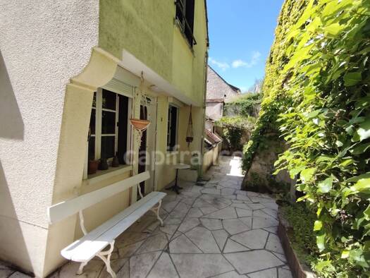 Maison à vendre 288 000 € 7 pièces 4 chambres 241 m² Deux Rivières 89460