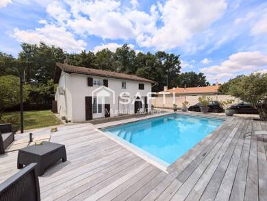 Maison à vendre 414 500 € 7 pièces 5 chambres 145 m² 934 m² de terrain Ludon-Medoc 33290