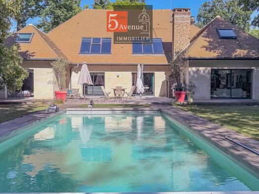 Maison à vendre 1 499 000 € 8 pièces 6 chambres 400 m² 5 150 m² de terrain Lamorlaye 60260