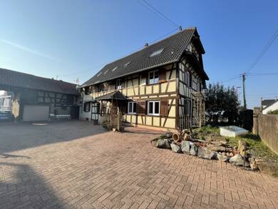 Maison à vendre 640 000 € 10 pièces 6 chambres 268 m² 920 m² de terrain La Wantzenau 67610