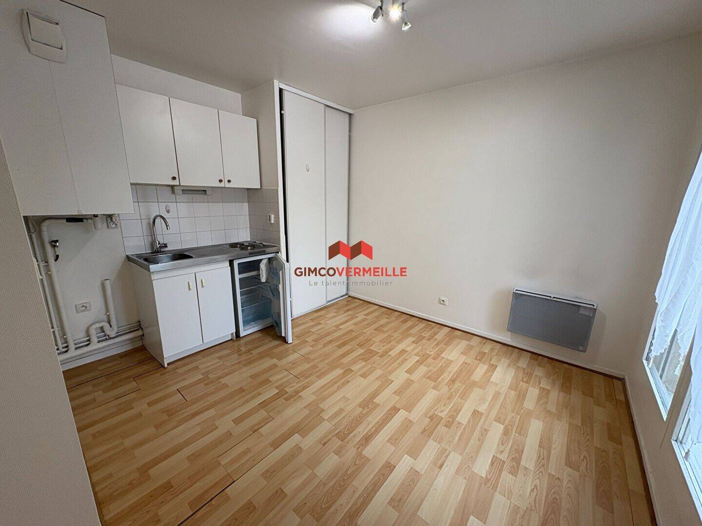 Maison à louer, 27m², MONTIGNY LE BRETONNEUX