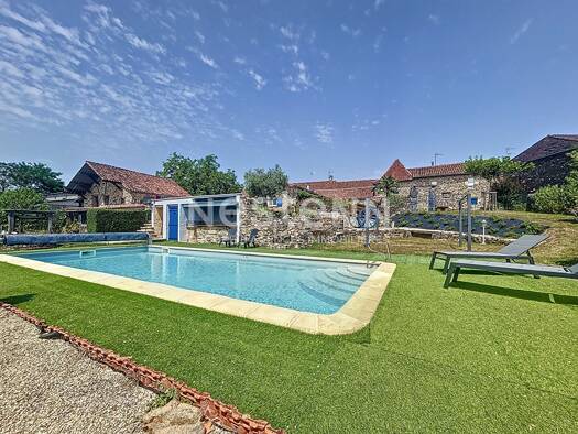 Maison à vendre 440 000 € 5 pièces 3 chambres 200 m² 1 601 m² de terrain Saint Laurent les Tours 46400