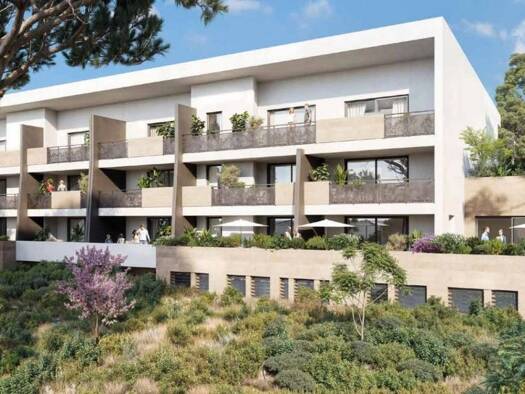 Duplex à vendre 748 000 € 4 pièces 3 chambres 126 m² Jardins de la Fontaine Nîmes 30900