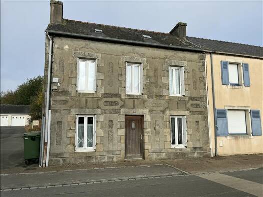 Maison à vendre 40 000 € 3 pièces 2 chambres 56 m² 48 m² de terrain Spézet 29540