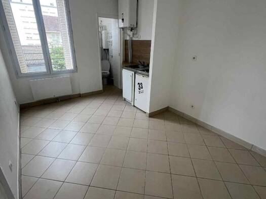 Appartement à louer 450 € 1 pièce 13,5 m² Étage 1/3 Mare Adam Chaville 92370