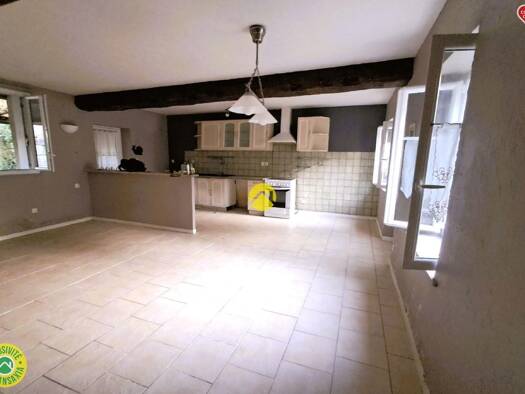 Maison à vendre 69 000 € 3 pièces 2 chambres 82 m² 1 047 m² de terrain Écueillé 36240