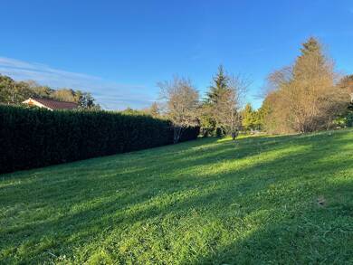 Terrain viabilisé à vendre 165 000 € 672 m² de terrain Liergues 69400