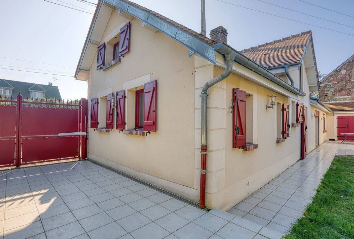 Maison à vendre, 120m², CHAUMONT EN VEXIN