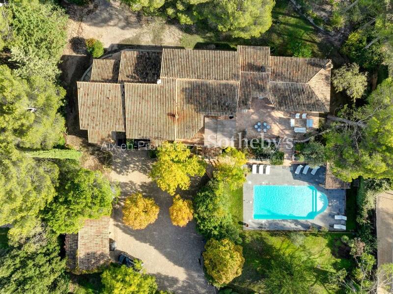 Maison à vendre, 353m², SAINT MARC JAUMEGARDE