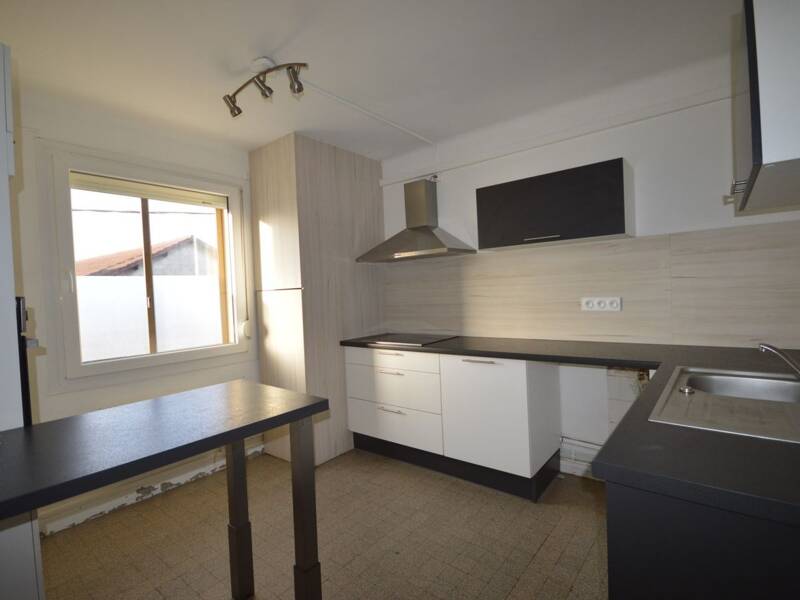 Maison à louer, 57m², VIEUX CHARMONT