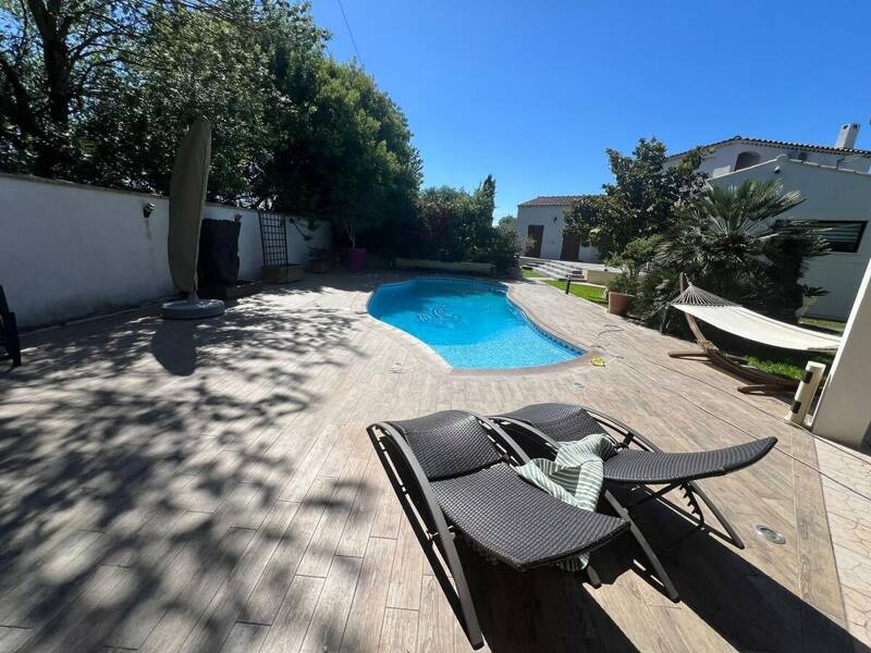 Maison à vendre, 187m², SAINT VICTORET