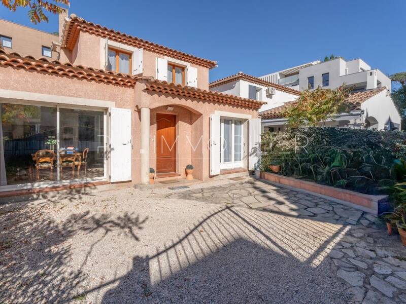 Maison à vendre, 121m², MARSEILLE 9E