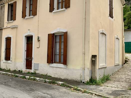 Maison de ville à vendre 130 000 € 4 pièces 2 chambres 104 m² 96 m² de terrain Rochebelle-Cauvel Alès 30100