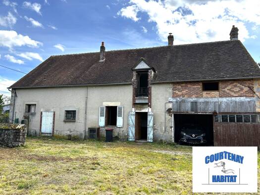 Maison à vendre 159 900 € 6 pièces 4 chambres 182 m² 8 990 m² de terrain Mérinville 45210