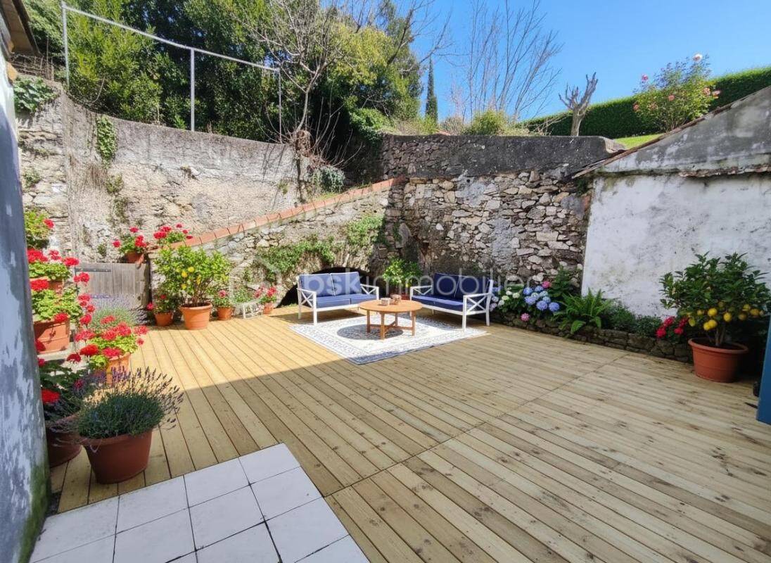 Maison à vendre, 300m², SAINT PONS DE THOMIERES