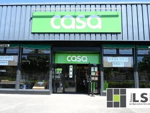 Local commercial à louer 3 200 € 306 m² de surface de vente Brives-Charensac 43700