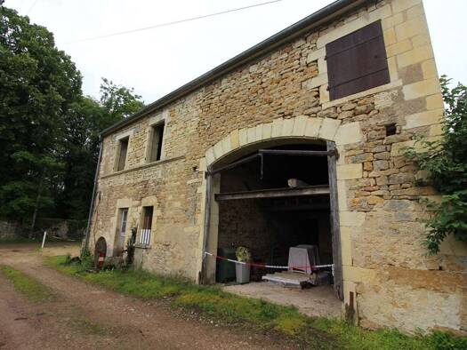 Maison à vendre 29 000 € 3 pièces 1 chambre 150 m² 349 m² de terrain Clamecy 58500