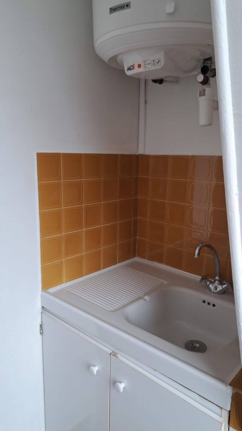 Maison à louer, 18m², LEVALLOIS PERRET