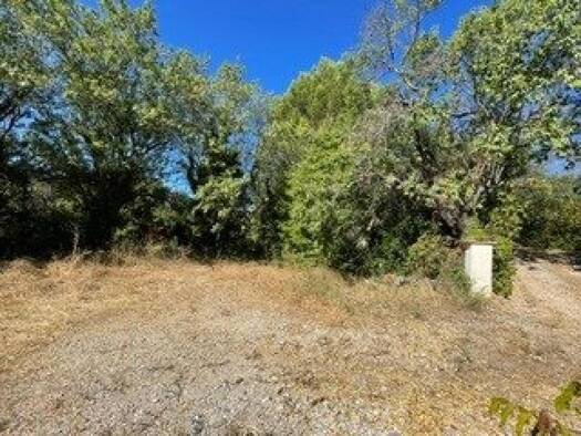 Terrain constructible viabilisé à vendre 273 000 € 625 m² de terrain Nord Ouest Auriol 13390