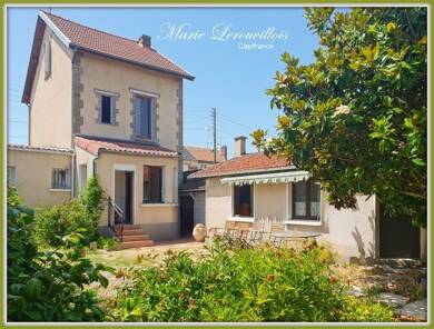 Maison à vendre 96 000 € 4 pièces 3 chambres 780 m² 556 m² de terrain Est Romilly-sur-Seine 10100