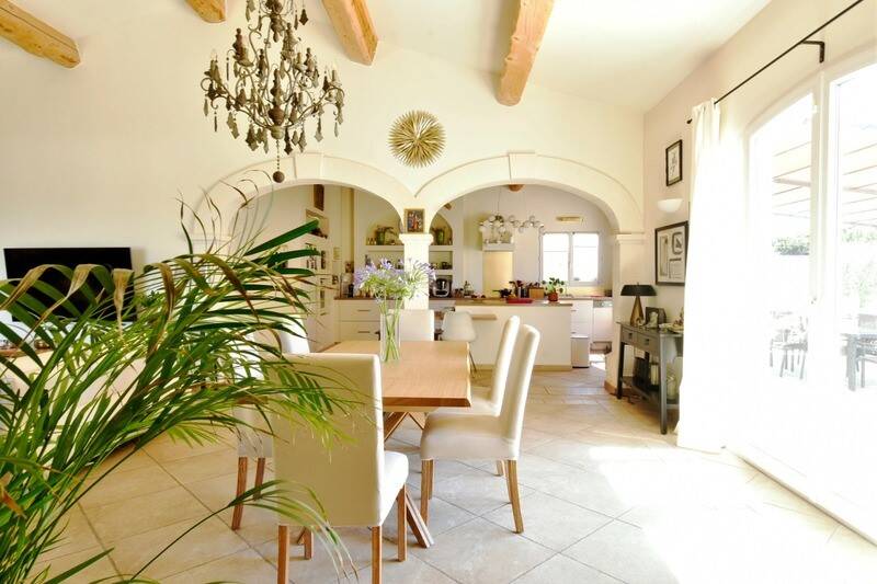 Maison à vendre, 215m², FONTVIEILLE