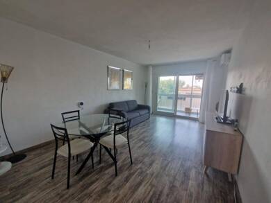 Appartement à vendre 185 000 € 3 pièces 2 chambres 77 m² Étage 2/2 Route de Nîmes Lunel 34000
