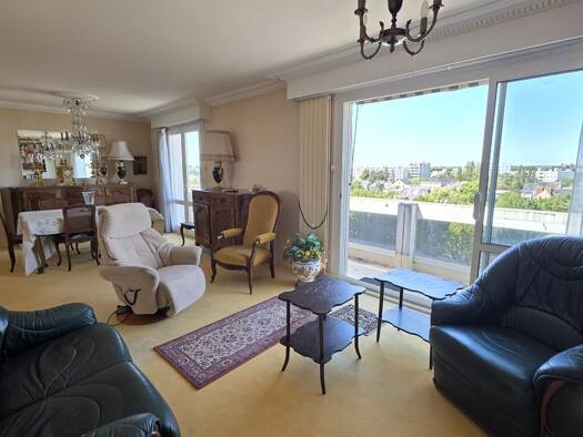 Appartement à vendre 231 080 € 3 pièces 2 chambres 80 m² Étage 6/6 Angers 49000