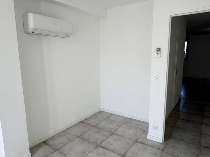 Maison à louer, 52m², CARCES