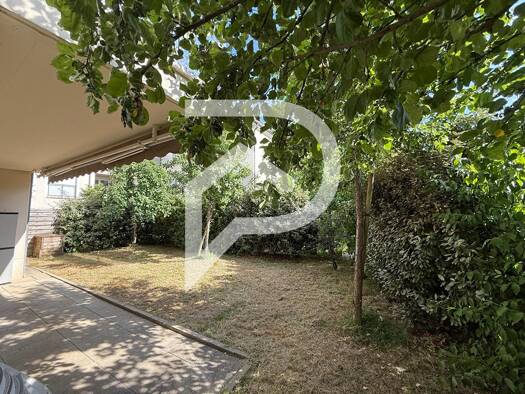Appartement à vendre 237 000 € 2 pièces 1 chambre 44 m² RDC/3 La Doutre Ozoir la Ferriere 77330