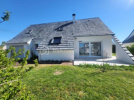 Maison à vendre 310 000 € 7 pièces 5 chambres 129 m² 845 m² de terrain Est Ingré 45140