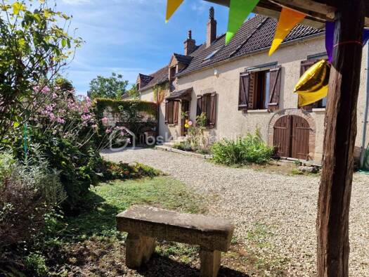 Ferme à vendre 210 000 € 6 pièces 4 chambres 150 m² 1 600 m² de terrain Thorigny-sur-Oreuse 89260