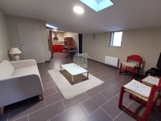 Appartement à louer 650 € 3 pièces 2 chambres 61 m² RDC Brionne 27800