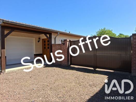 Maison de plain-pied à vendre 175 000 € 5 pièces 3 chambres 180 m² 1 962 m² de terrain Brouchy 80400