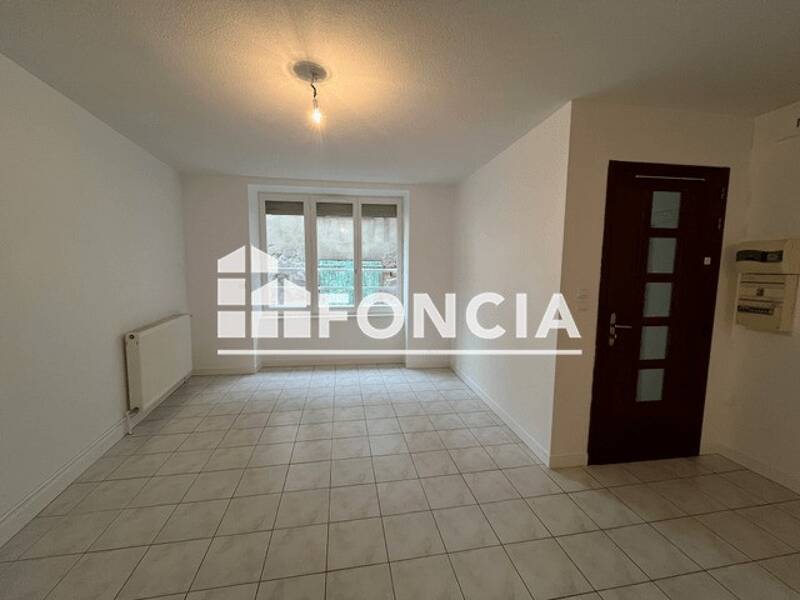 Maison à louer, 66m², NONTRON