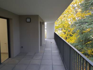 Appartement à louer 1 139 € 3 pièces 2 chambres 70 m² 2ème étage Vernaison 69390