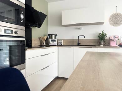 Appartement à vendre 329 700 € 3 pièces 2 chambres 68,6 m² RDC/2 Crach 56950