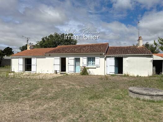 Maison à vendre 189 300 € 3 pièces 1 chambre 56 m² 650 m² de terrain St Jean de Monts 85160