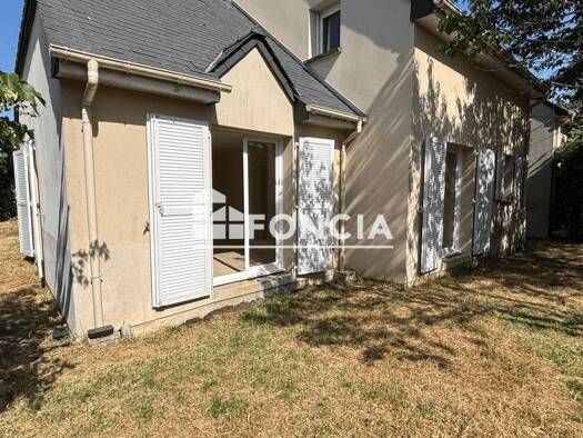 Maison à vendre 160 000 € 4 pièces 3 chambres 108 m² Gastines-Leclerc Sablé-sur-Sarthe 72300