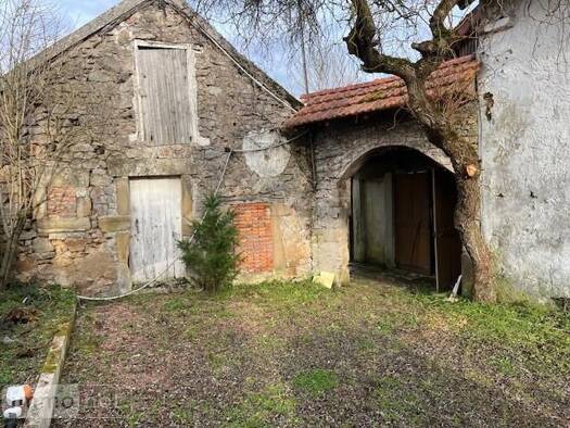 Maison à vendre 59 000 € 4 pièces 2 chambres 84,3 m² 1 915 m² de terrain Igornay 71540