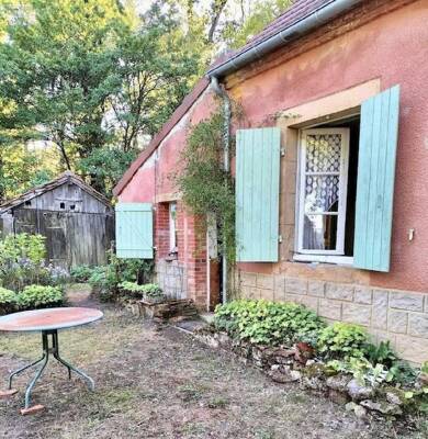 Maison à vendre 48 000 € 2 pièces 1 chambre 54 m² 2 817 m² de terrain Isle-et-Bardais 03360