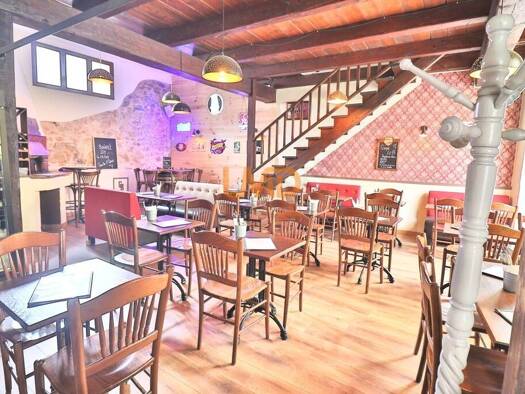 Immeuble à vendre 300 000 € 261 m² Centre Vieille Ville Brignoles 83170