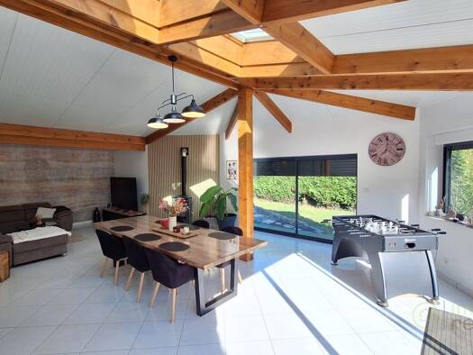 Maison à vendre 299 900 € 8 pièces 4 chambres 157 m² 928 m² de terrain Villers-Pol 59530