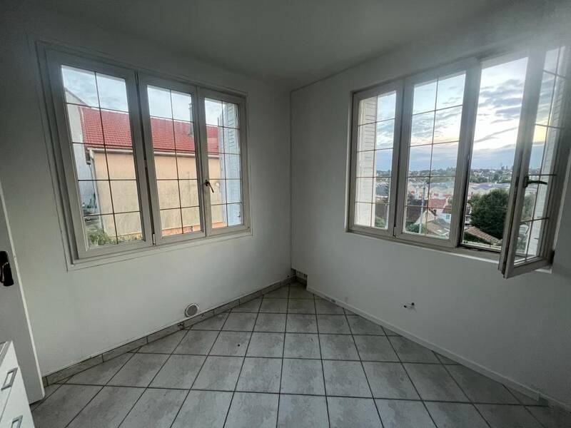 Maison à louer, 30m², CORBEIL ESSONNES