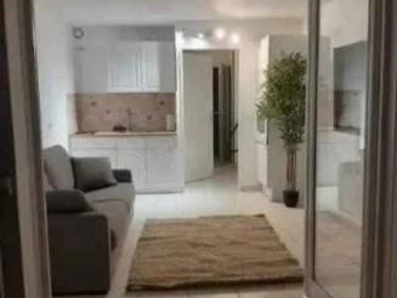 Maison à louer, 23m², FREJUS